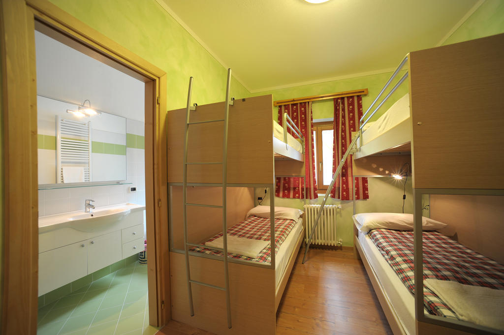Rifugio Fedaia Hotel Malga Ciapela Phòng bức ảnh
