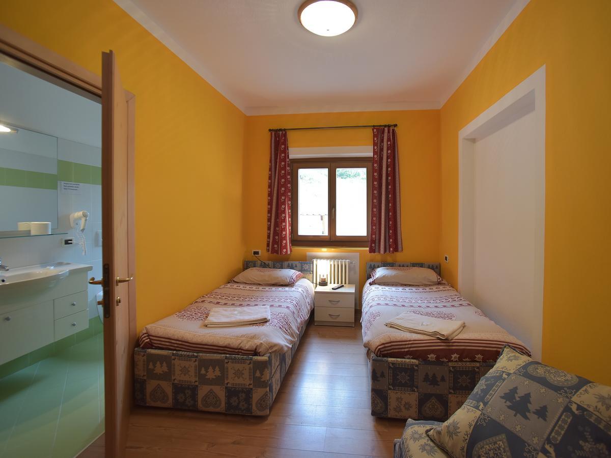 Rifugio Fedaia Hotel Malga Ciapela Ngoại thất bức ảnh