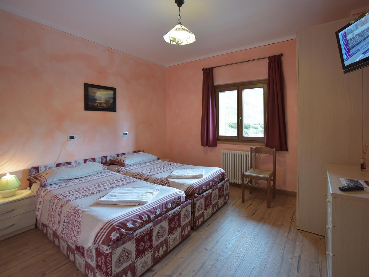 Rifugio Fedaia Hotel Malga Ciapela Ngoại thất bức ảnh