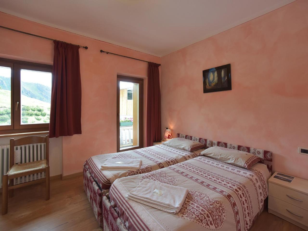 Rifugio Fedaia Hotel Malga Ciapela Ngoại thất bức ảnh
